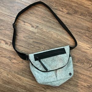 Lululemon All night festival bag